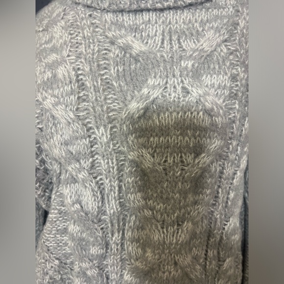 POL Gray Cable Cozy soft Turtleneck Long Sleeve Knit Sweater - Picture 8 of 9